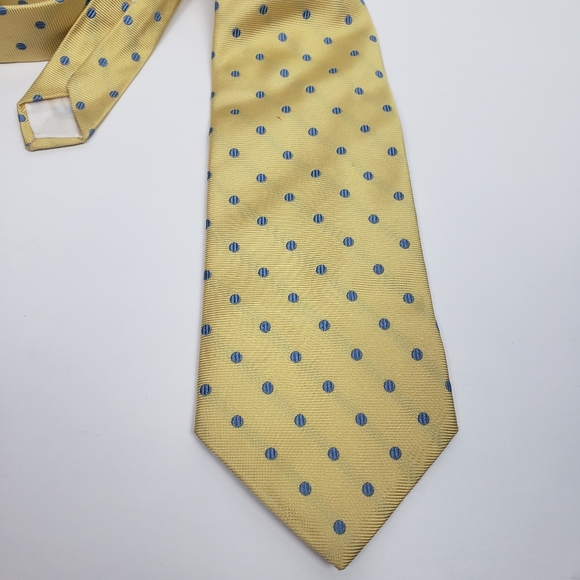 Brooks Brothers Pure Silk Yellow Polka-dot Tie - Picture 5 of 6